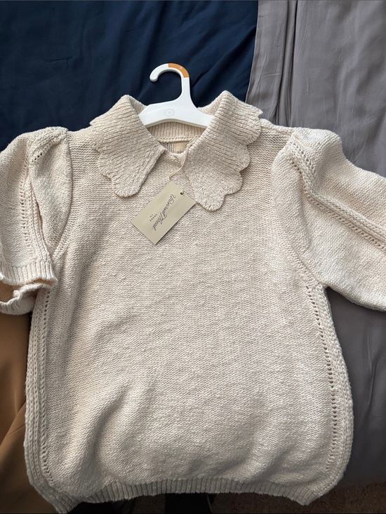 Universal Thread Tops - Universal Thread Cream Scalloped Collar Knit Top S